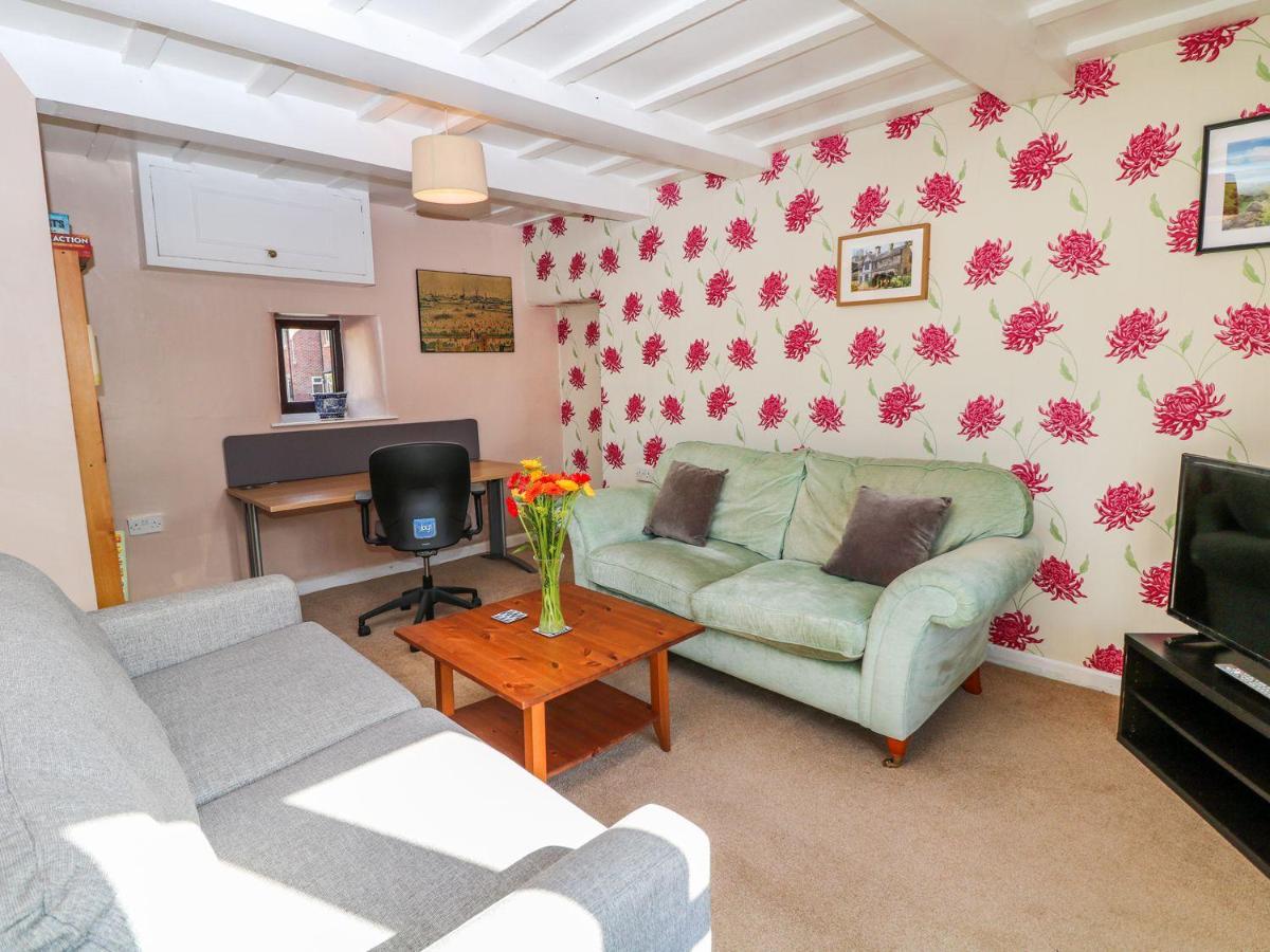 Dove Cottage - Housity