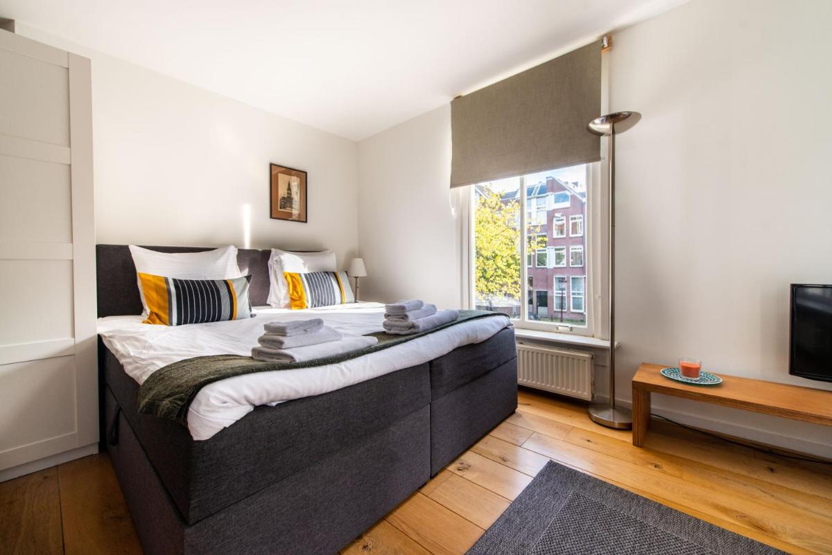 Canal View Studio - Housity
