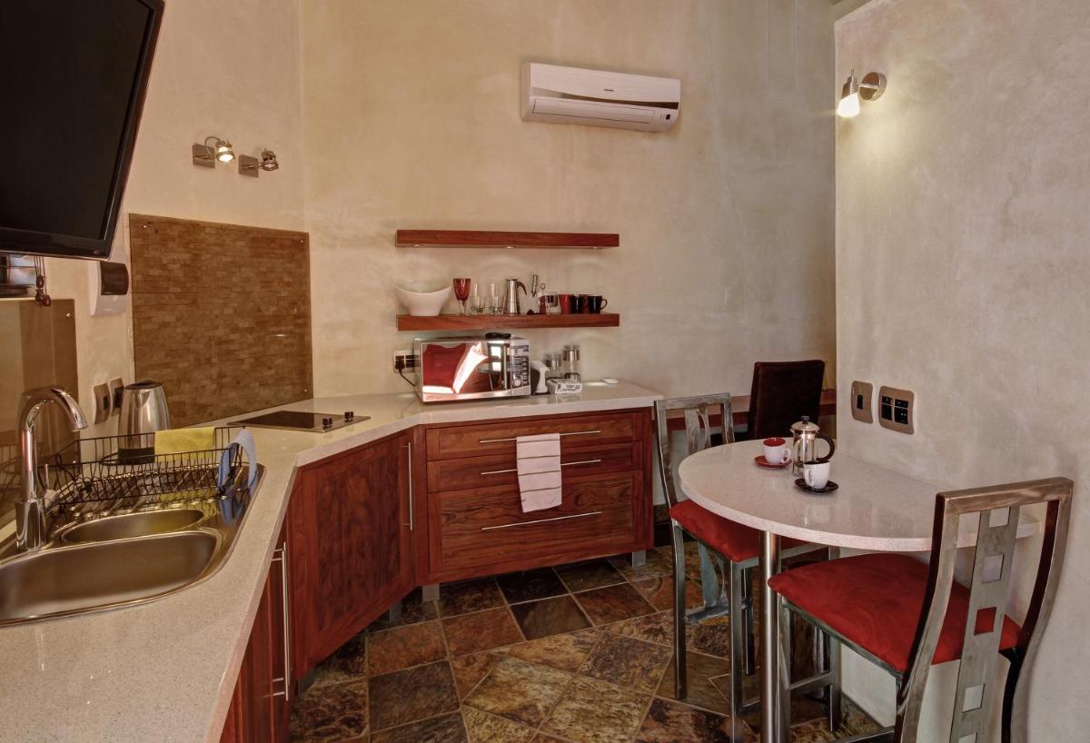 Suitetrails - Hartmann Suites Serviced Apartments