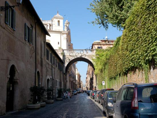 Suitetrails - the one farnese apartment