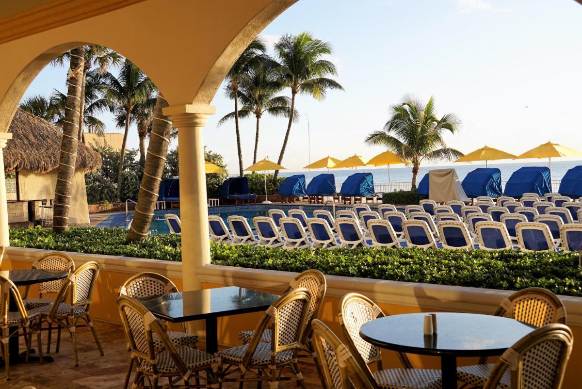 Ocean Sky Hotel & Resort - Housity