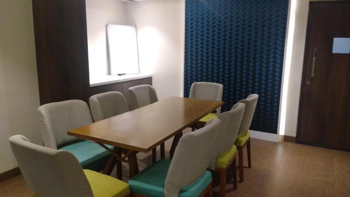 Suitetrails - ZIBE Hyderabad by GRT Hotels