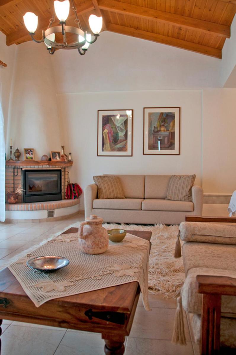 Gartzolis House - Housity