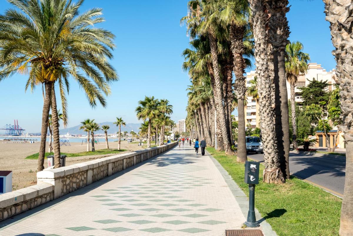 Villa Amalia Suites Malaga - Housity