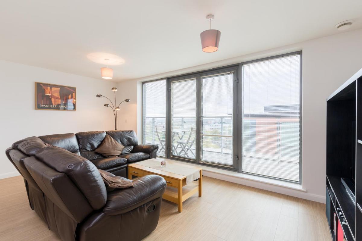 City Centre Penthouse - Housity