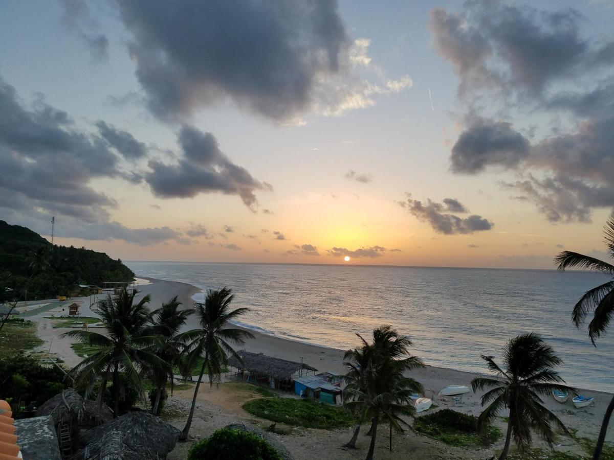 Hotel Vista Sur - Housity
