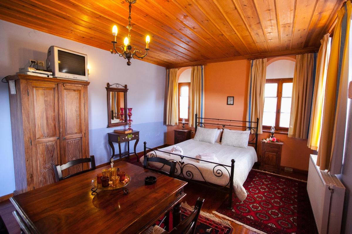 Hotel Machalas - Housity