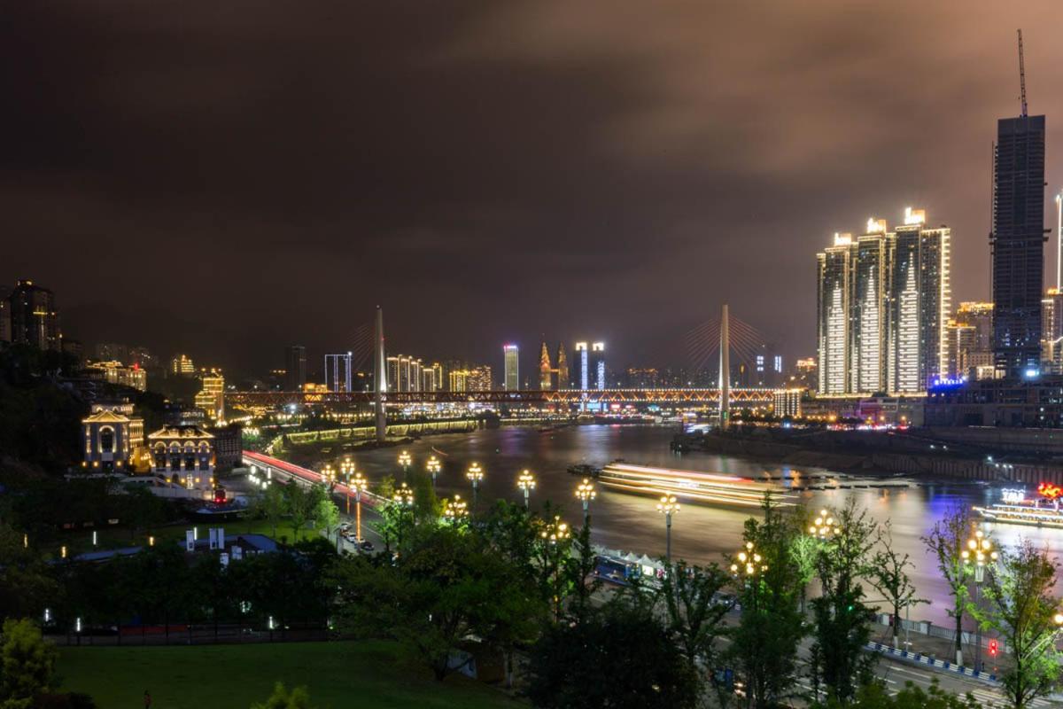 Chongqing Nanan·Nanbin Road· Locals Apartment 00136250 - Housity