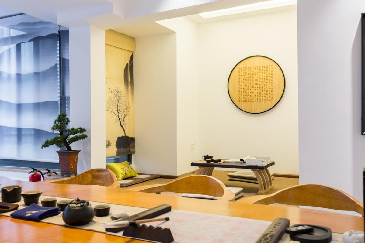 Chongqing Nanan·Nanbin Road· Locals Apartment 00136250 - Housity