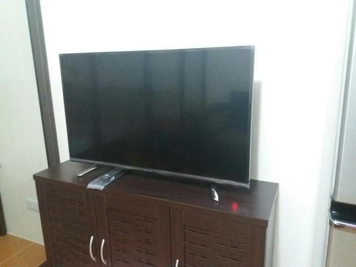 Comfy 1BR Condo Unit in One Oasis CdeO near Limketkai Centrio - Housity