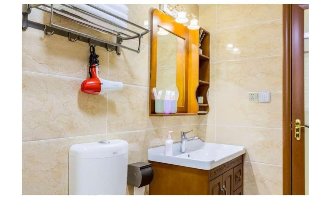 Chongqing Yubei·Chongqing North Railway Station· Locals Apartment 00138340 - Housity