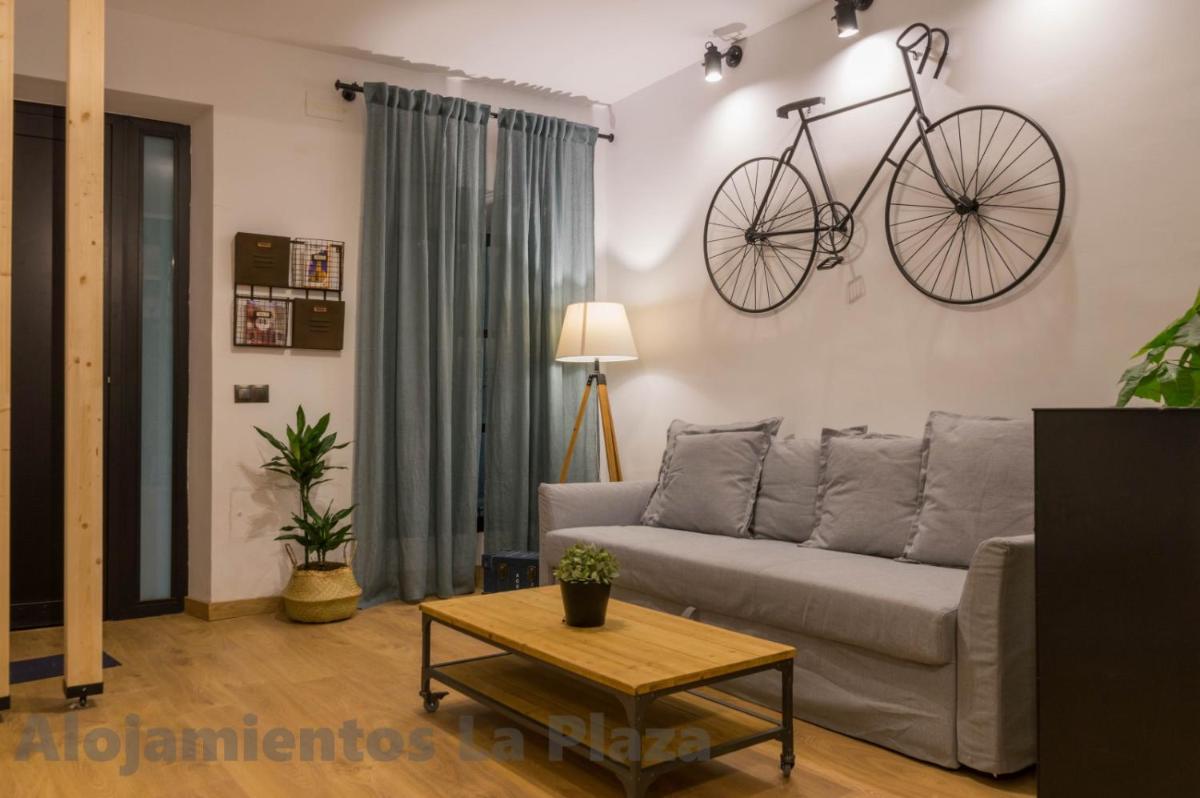 La Plaza - Housity