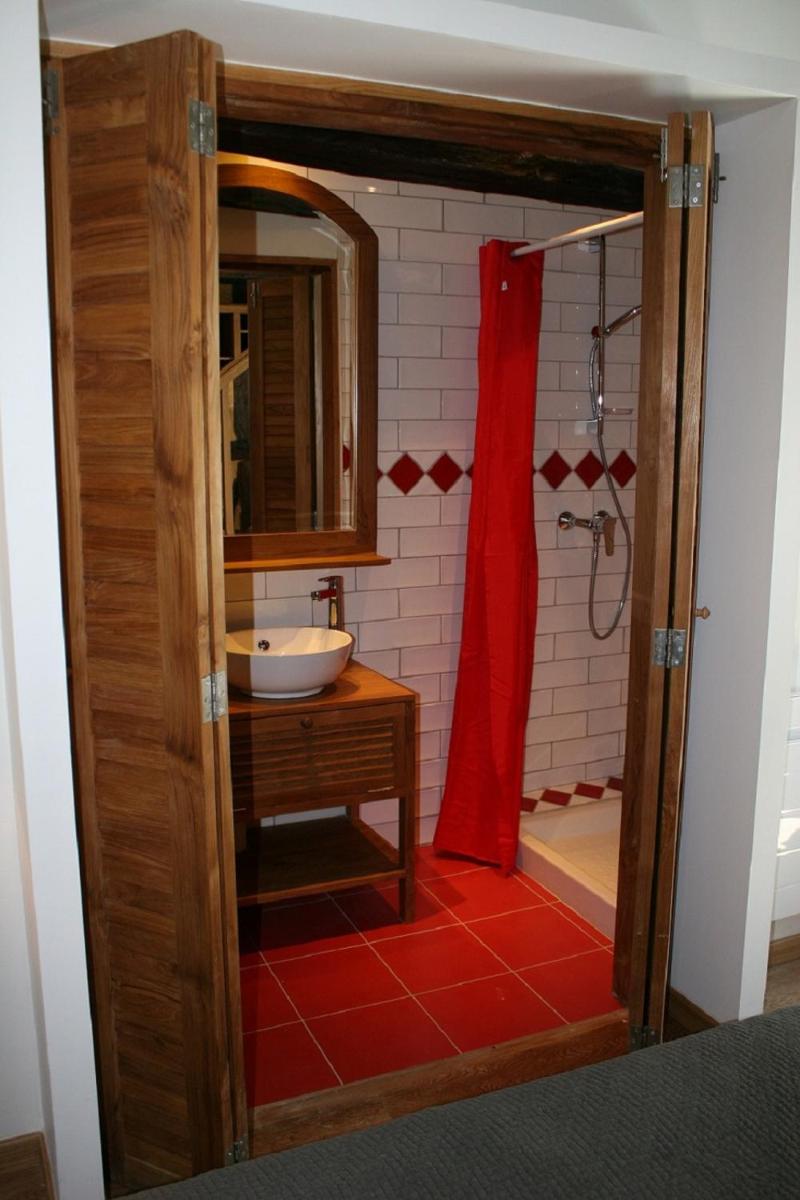 In Sarlat Luxury Rentals, Medieval Cente - Gite Barry - Housity