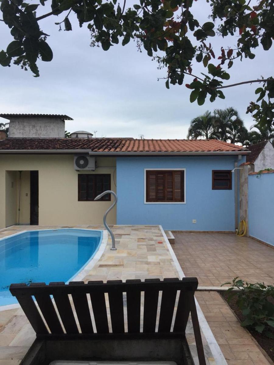 Suíte em Caraguá - Housity