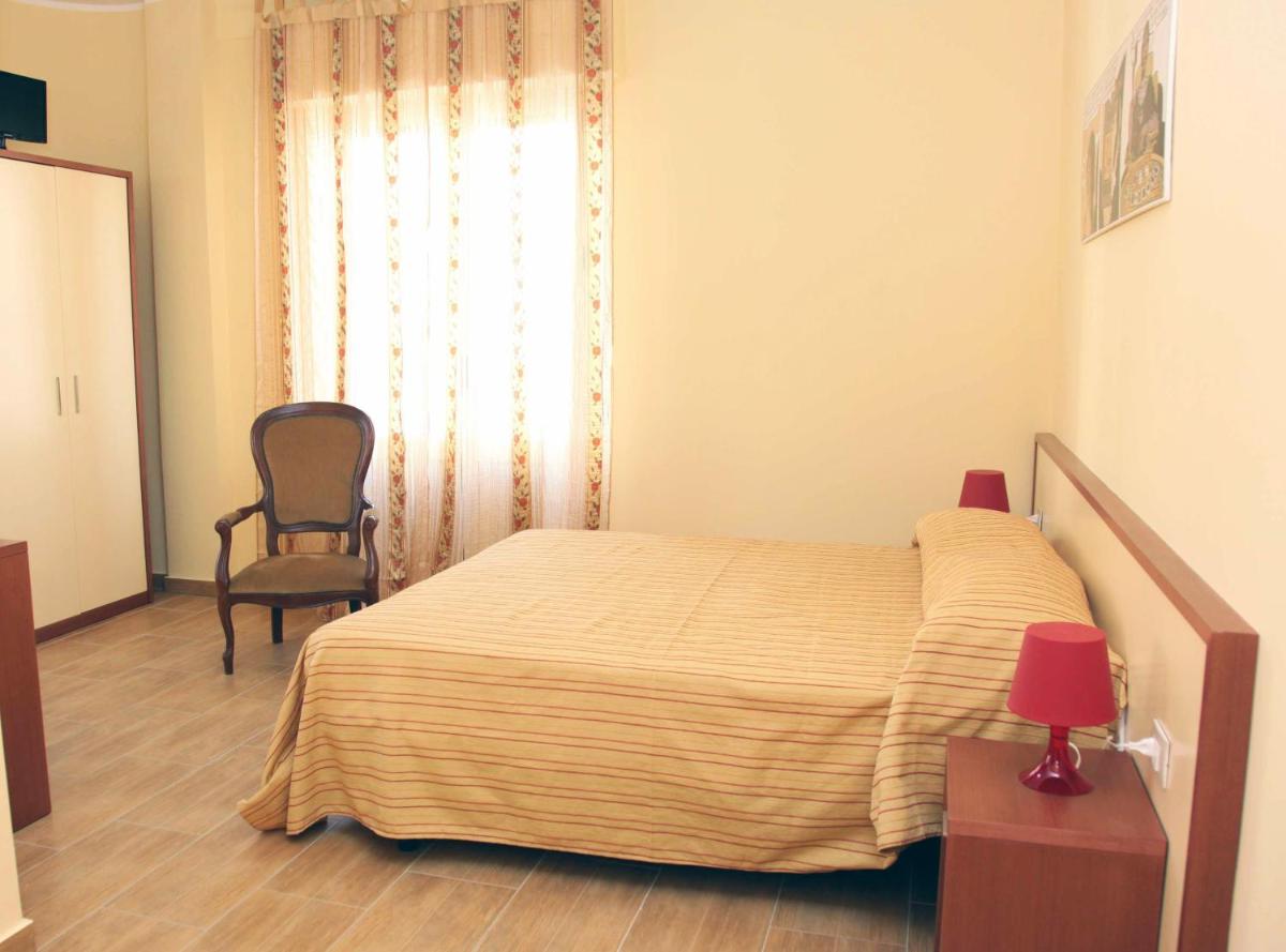 Bed And Coffee - Housity