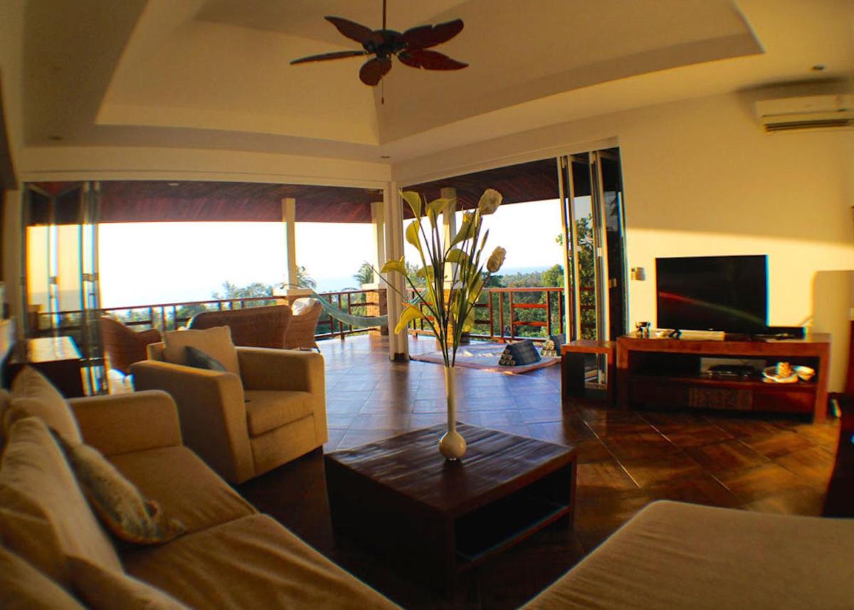 Seaview Pool Villa 4 bedrooms - VILLA ISSARA - Housity