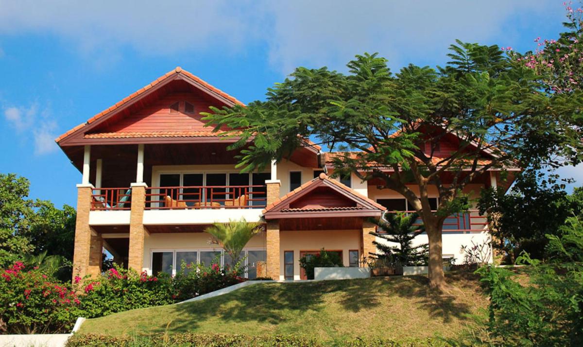 Seaview Pool Villa 4 bedrooms - VILLA ISSARA - Housity