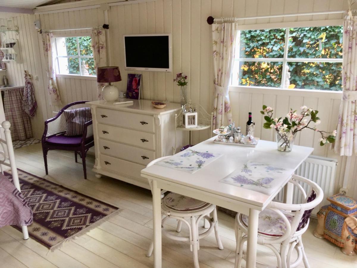 Logies Het Tuinhuisje - Housity