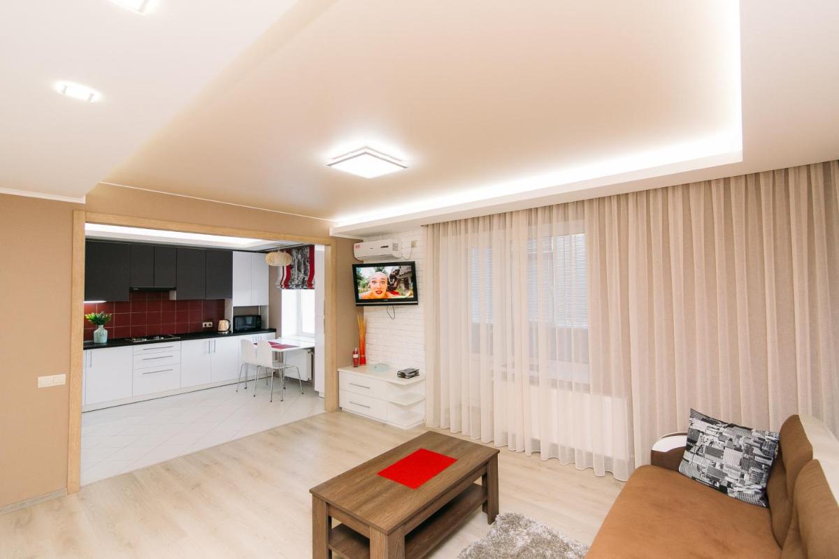 VIP Apartments Faraon on Kharkovskaya 1 floor - Housity