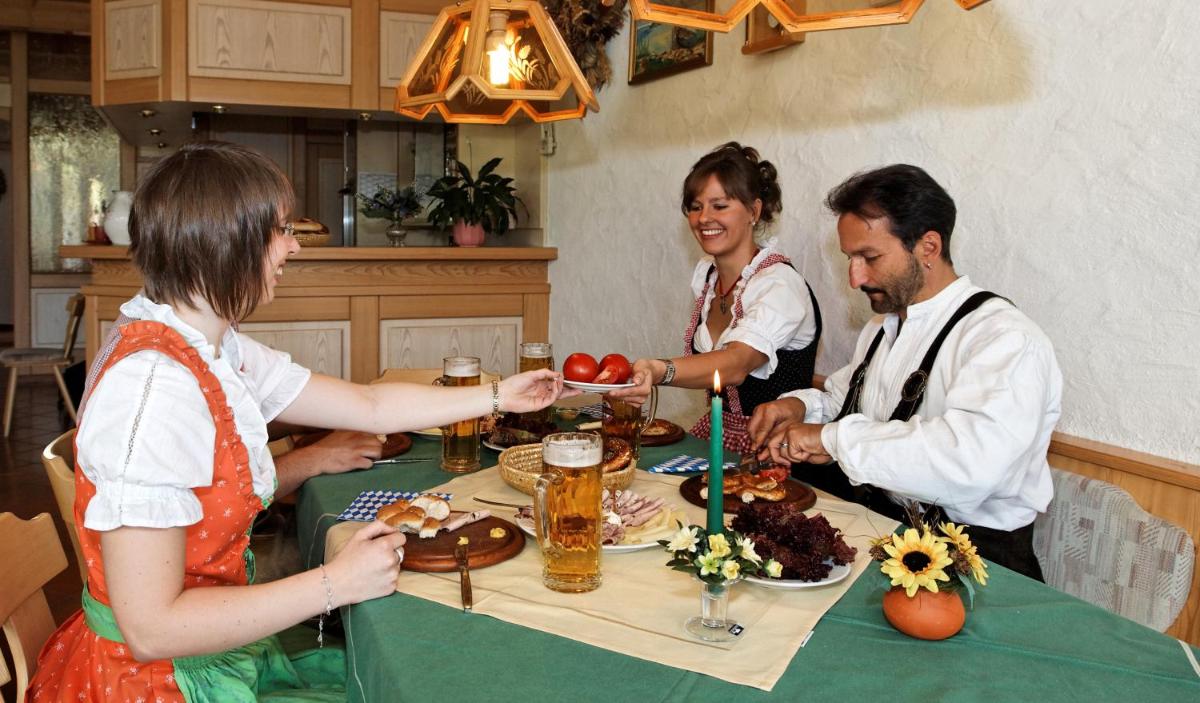 Landhaus Maria Bed&Breakfast - Housity
