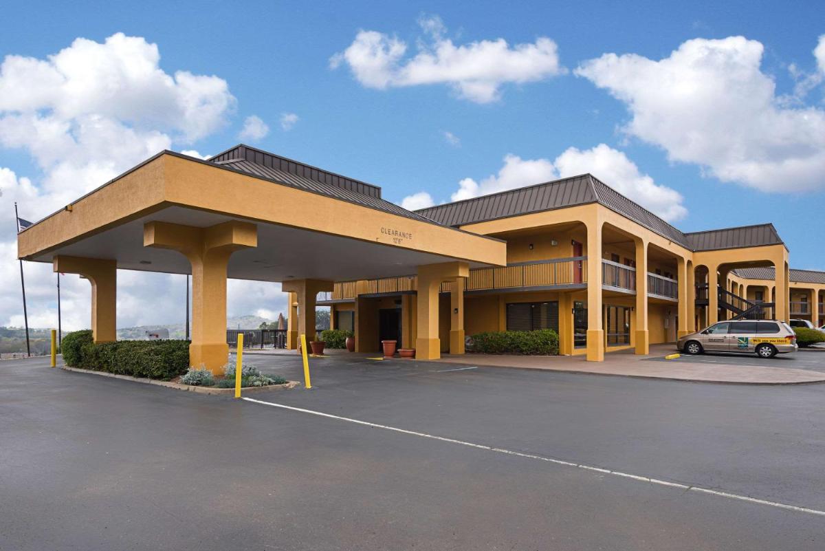 Quality Inn Airport - Southeast - Housity