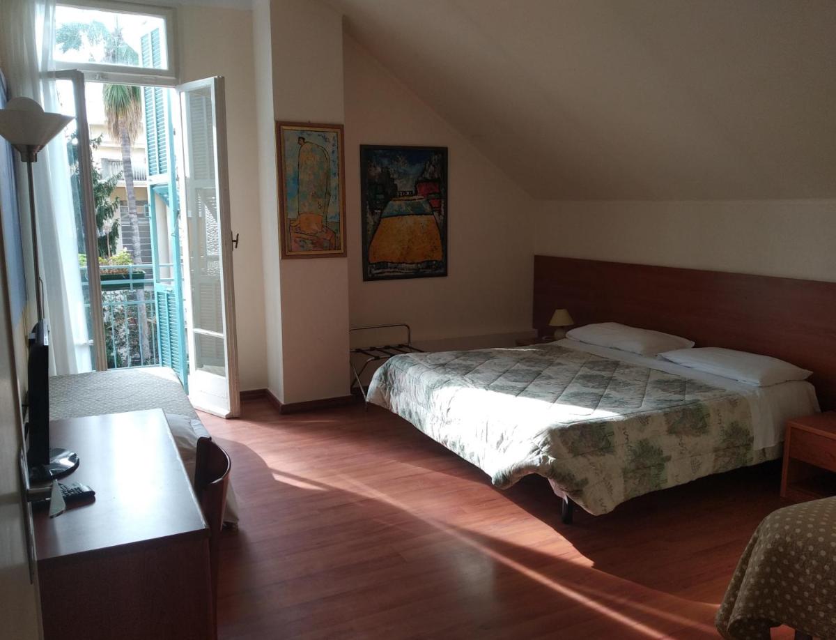 Hotel Lucciola - Housity