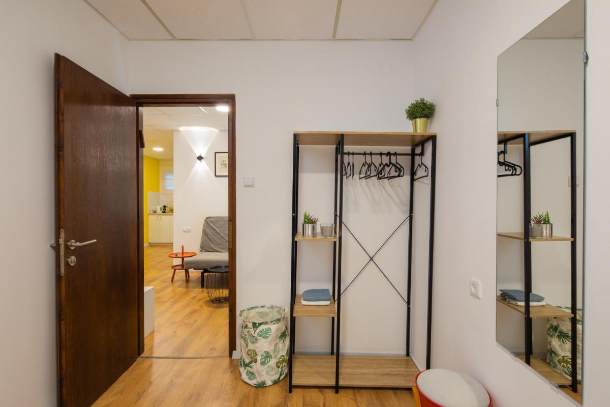 Suitetrails - Colorful Apartment Near the Beach