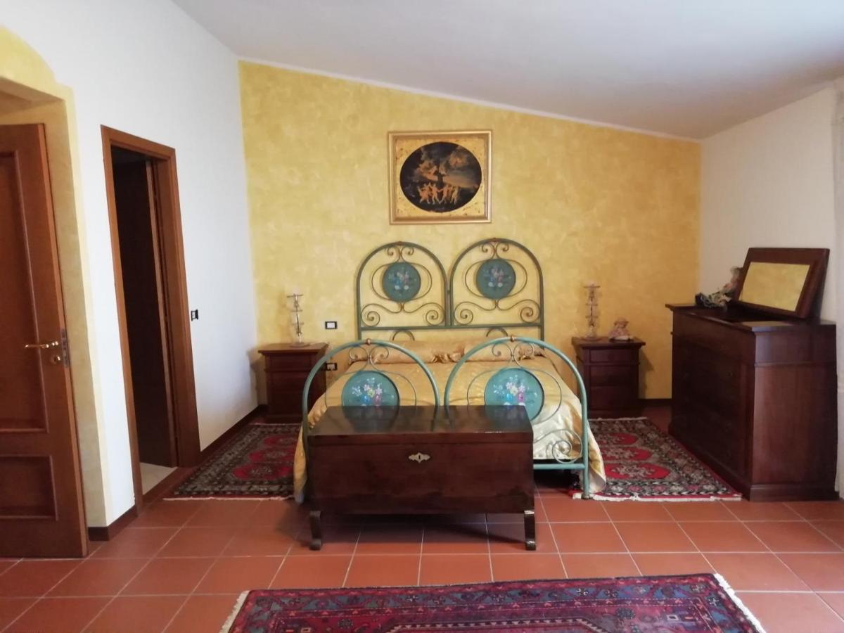Suitetrails - Villa vista mare con piscina