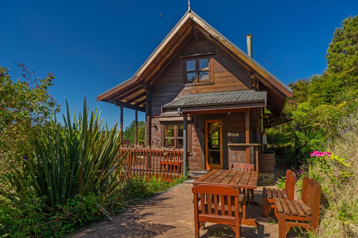 Kuaotunu Chalets - Housity
