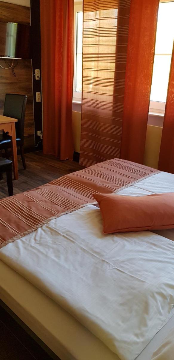 Hotel am Untreusee - Housity