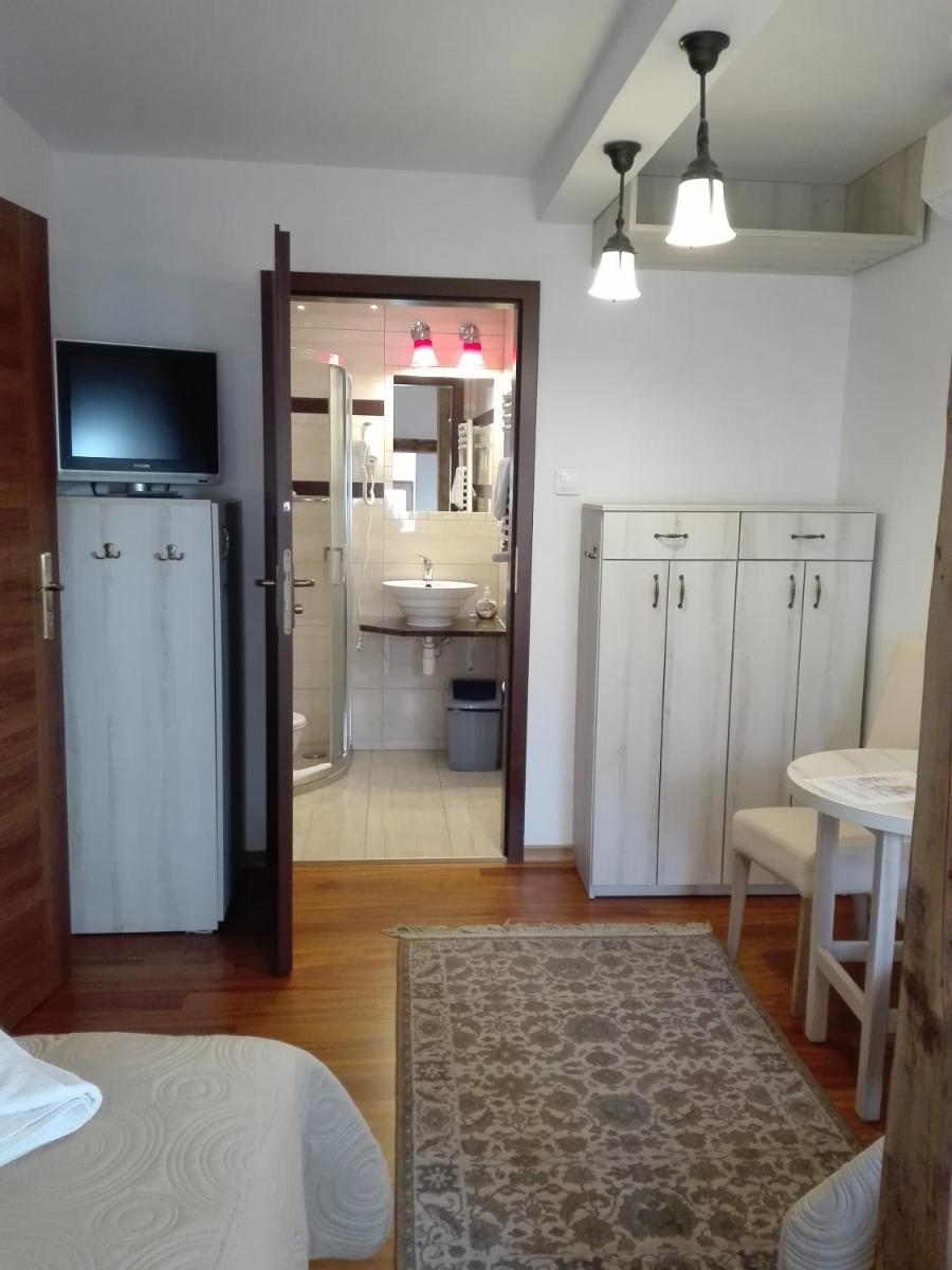 Willa Pod Gwiazdami & SPA - Housity