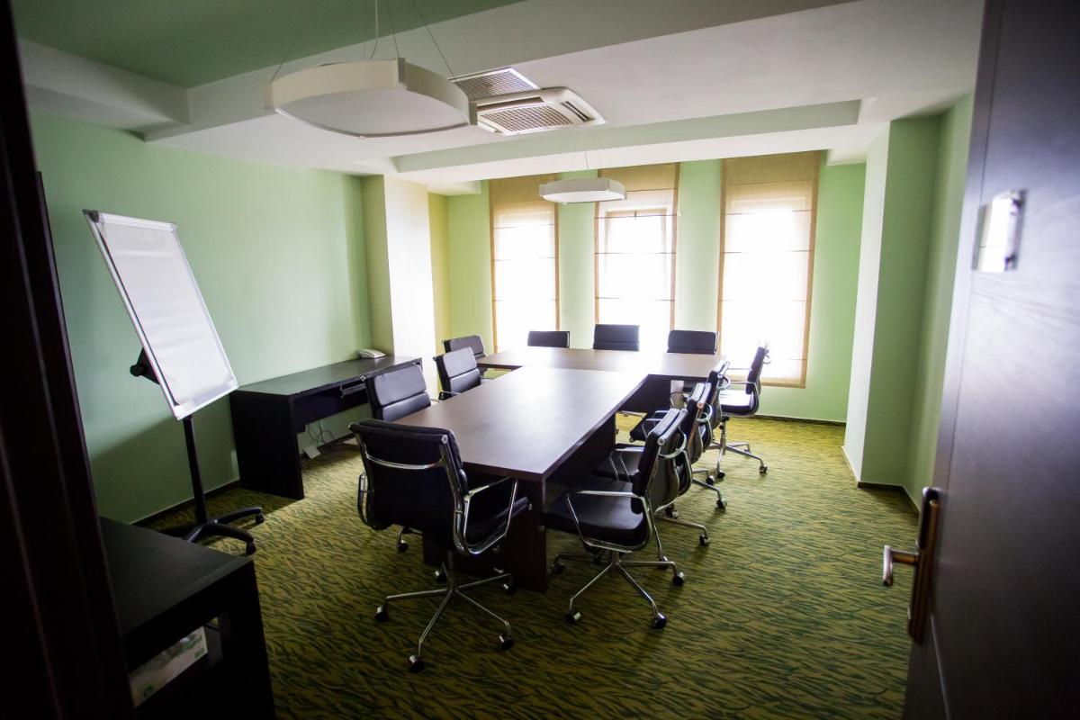 Hotel Grandis Apulum - Housity