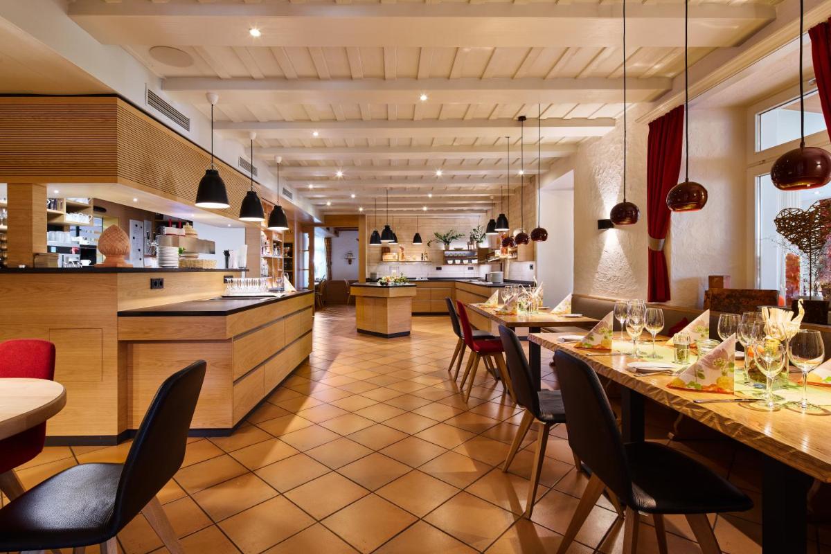 Landhotel Wilder Mann - Housity