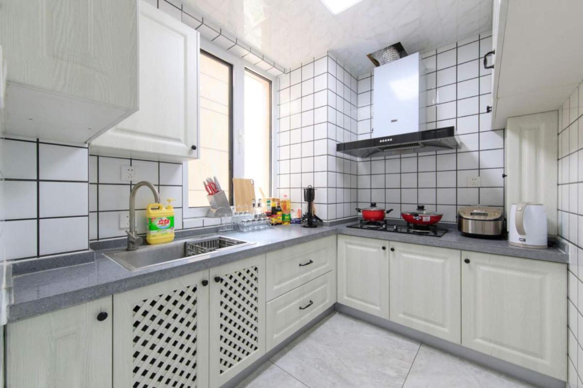 Baoding Lianchi·Baoding East Station· Locals Apartment 00163110 - Housity