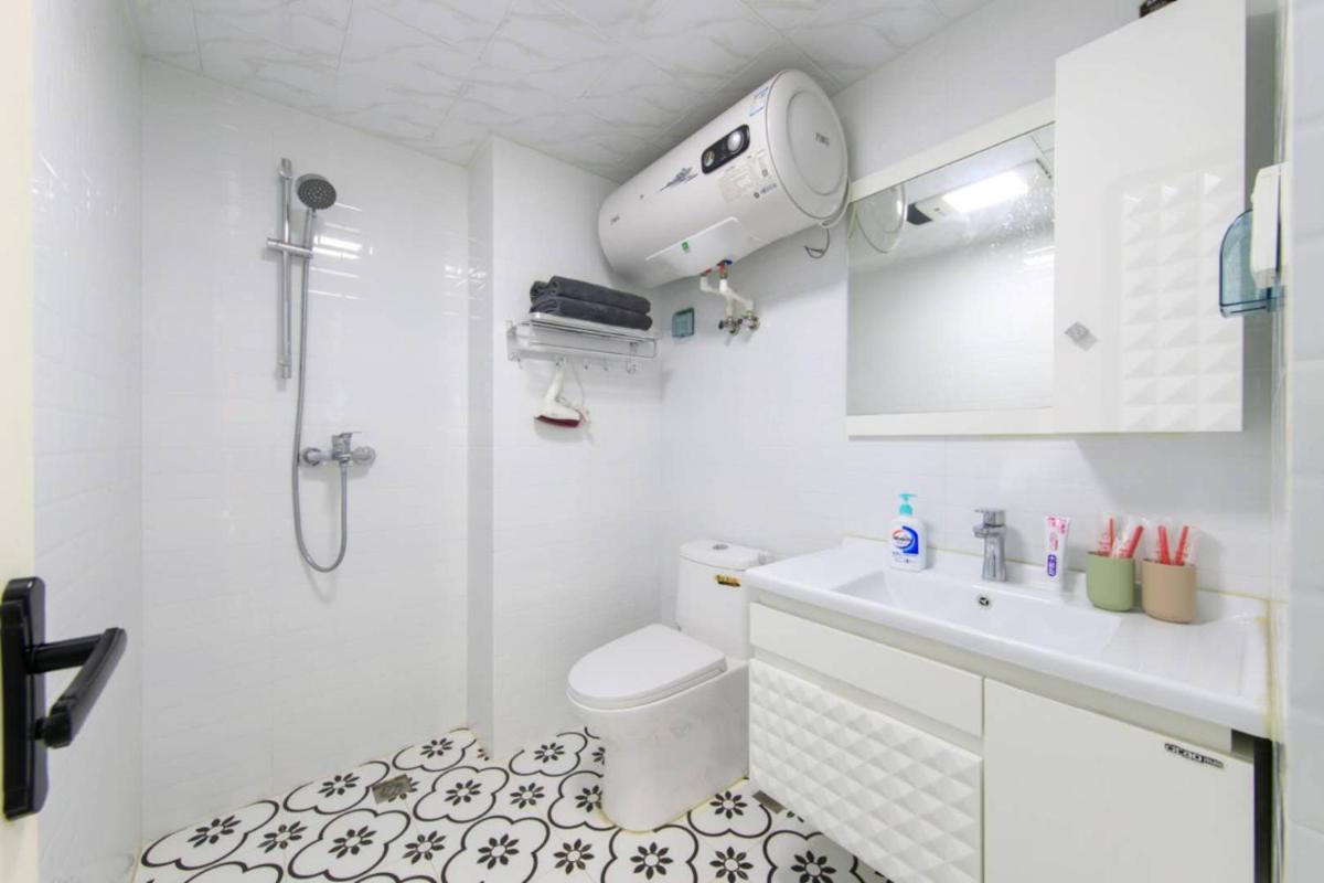 Baoding Lianchi·Baoding East Station· Locals Apartment 00163110 - Housity
