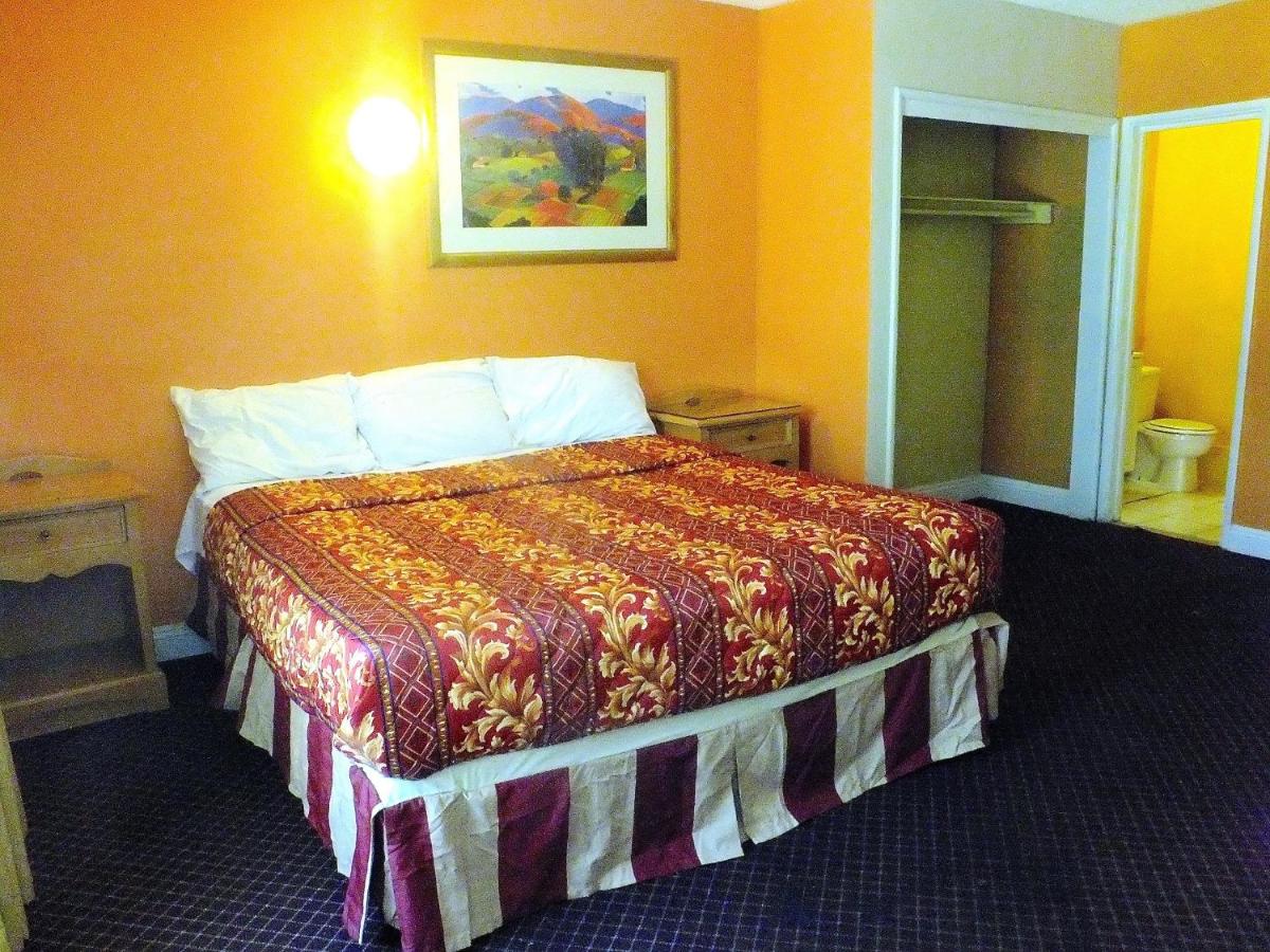 Long Beach Motel - Housity