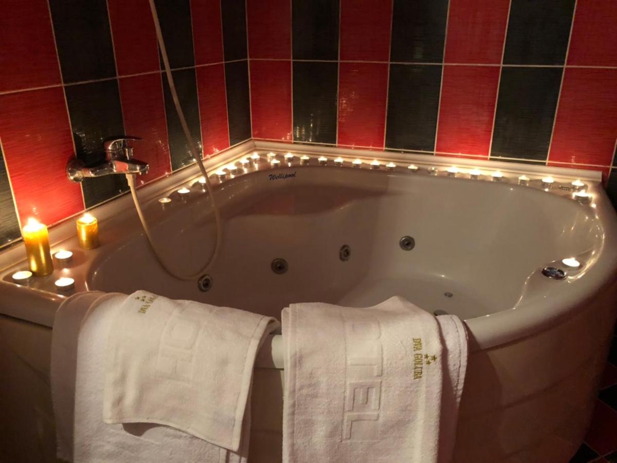 Hotel Dva Goluba - Housity
