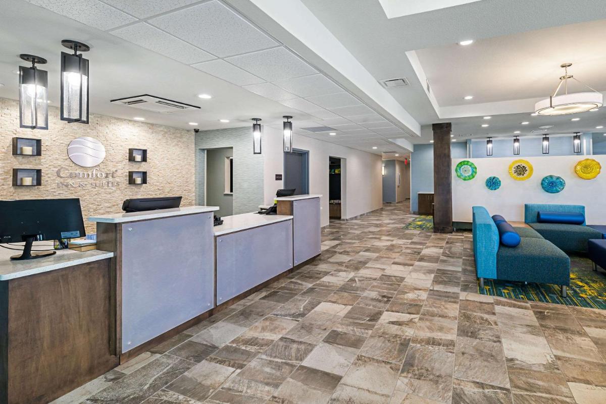 Comfort Inn & Suites Oklahoma City near Bricktown - Housity