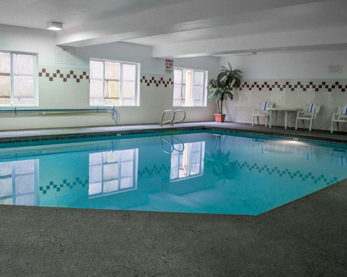 Comfort Suites Portland Southwest - Hizvo