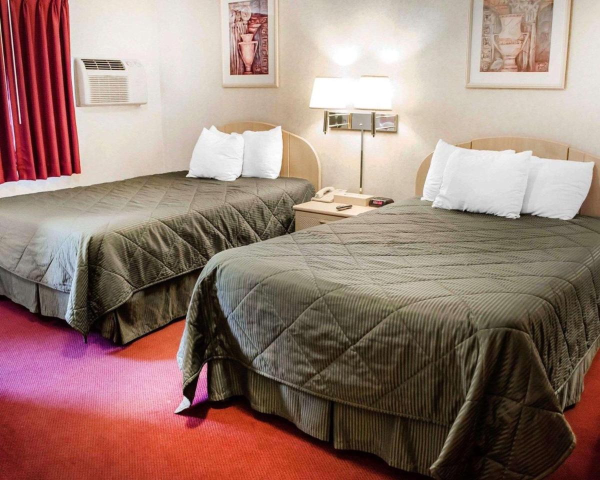Rodeway Inn - Housity