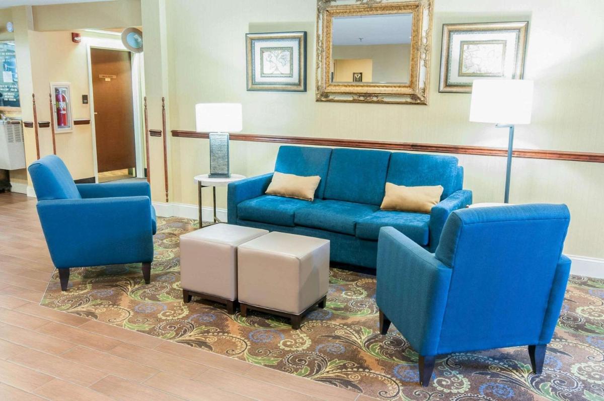 Comfort Inn Amish Country - Housity