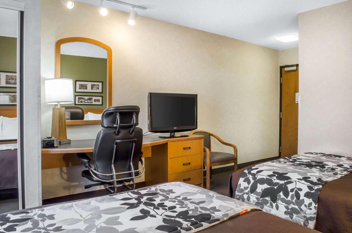 Sleep Inn & Suites Bensalem - Housity