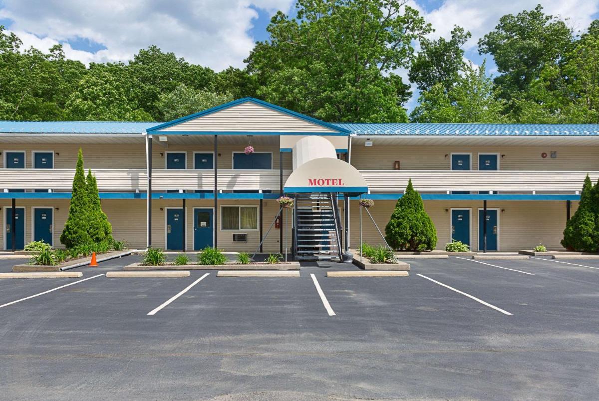 Rodeway Inn Milford - I-84 - Housity