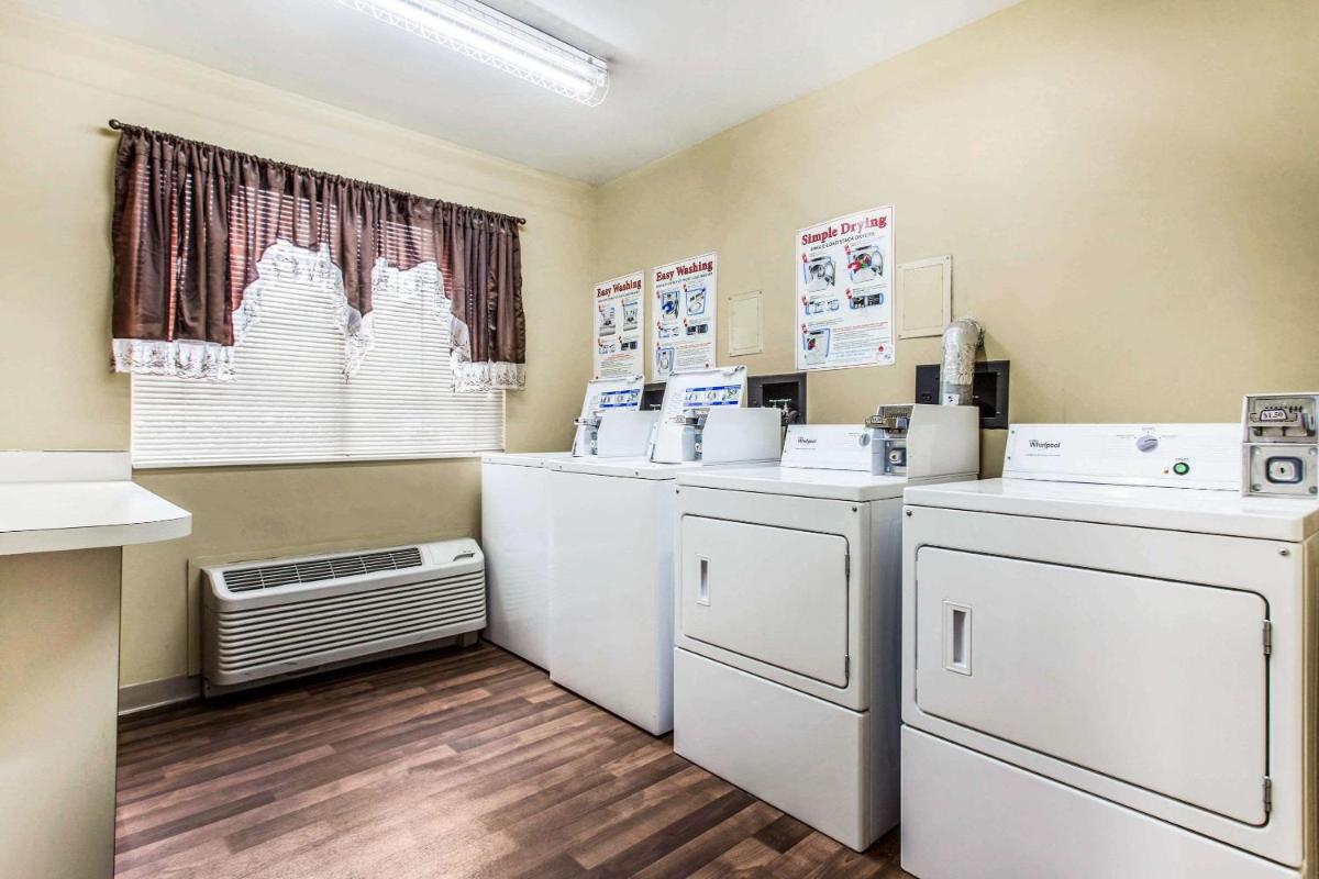 MainStay Suites Greenville Airport - Housity