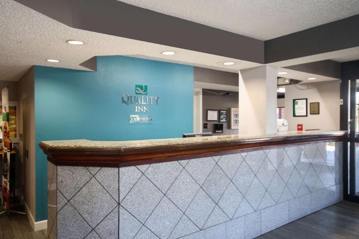 Quality Inn Clinton - Laurens I-26 - Housity