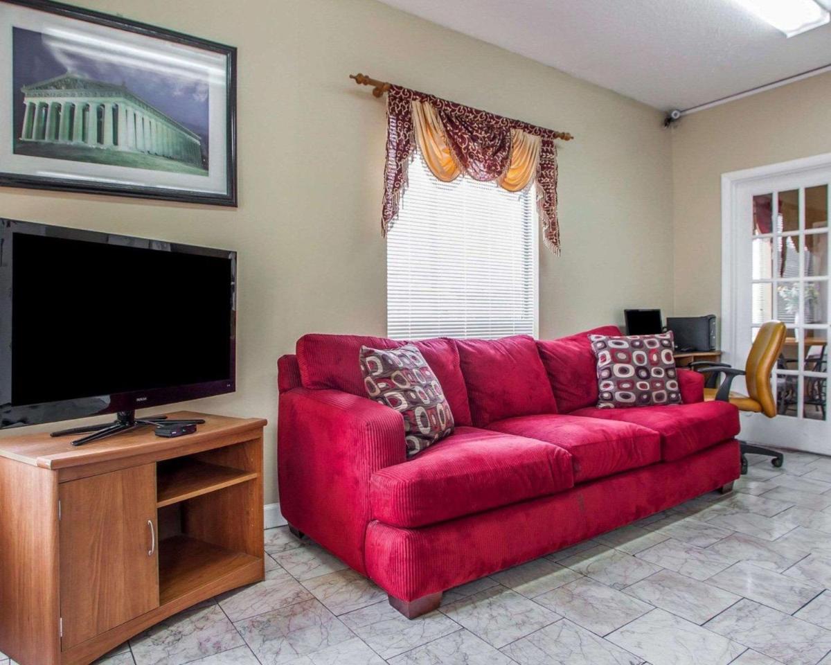 Rodeway Inn Nashville Airport - Housity