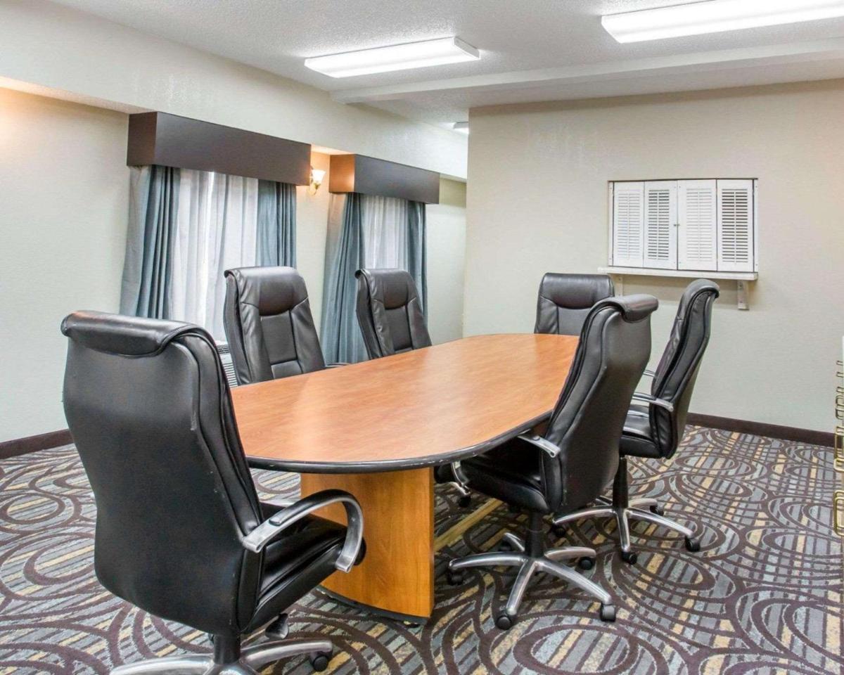 Comfort Suites Lebanon - Housity