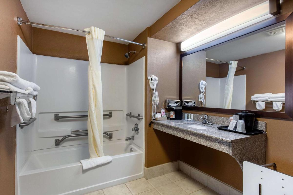 Suitetrails - Quality Inn
