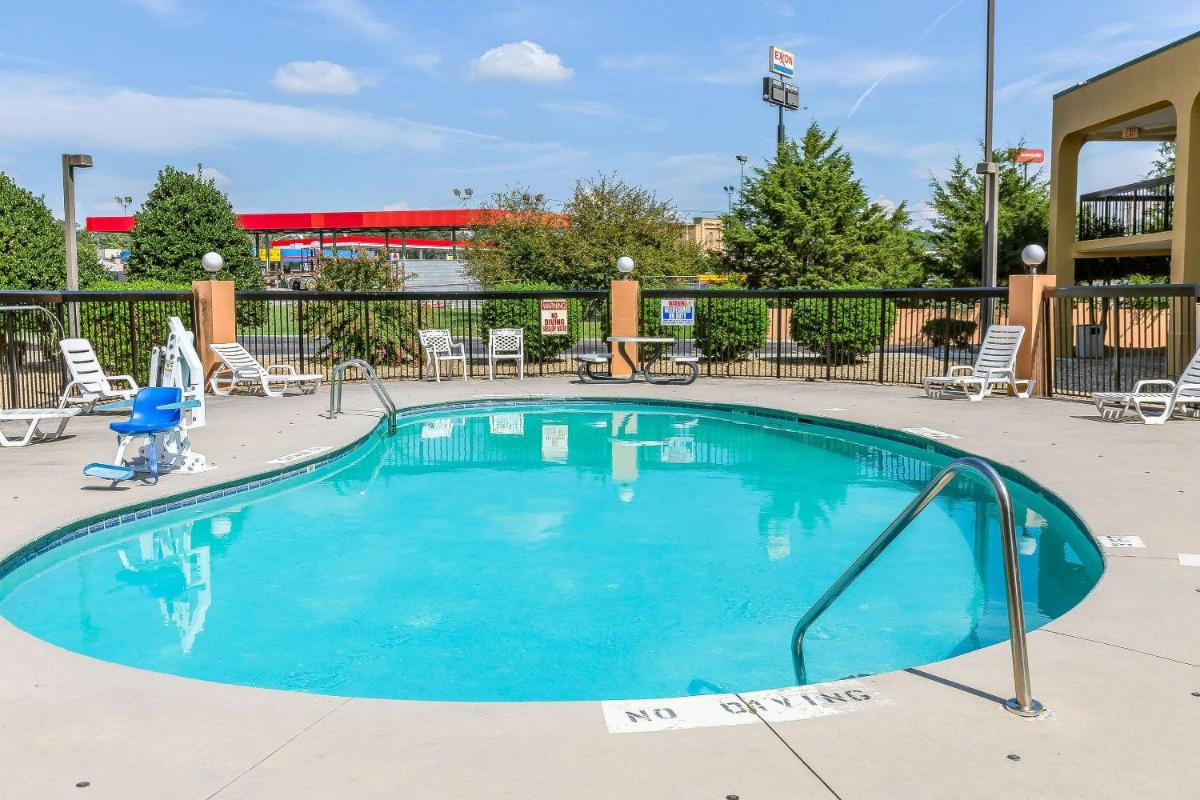 Rodeway Inn - Housity