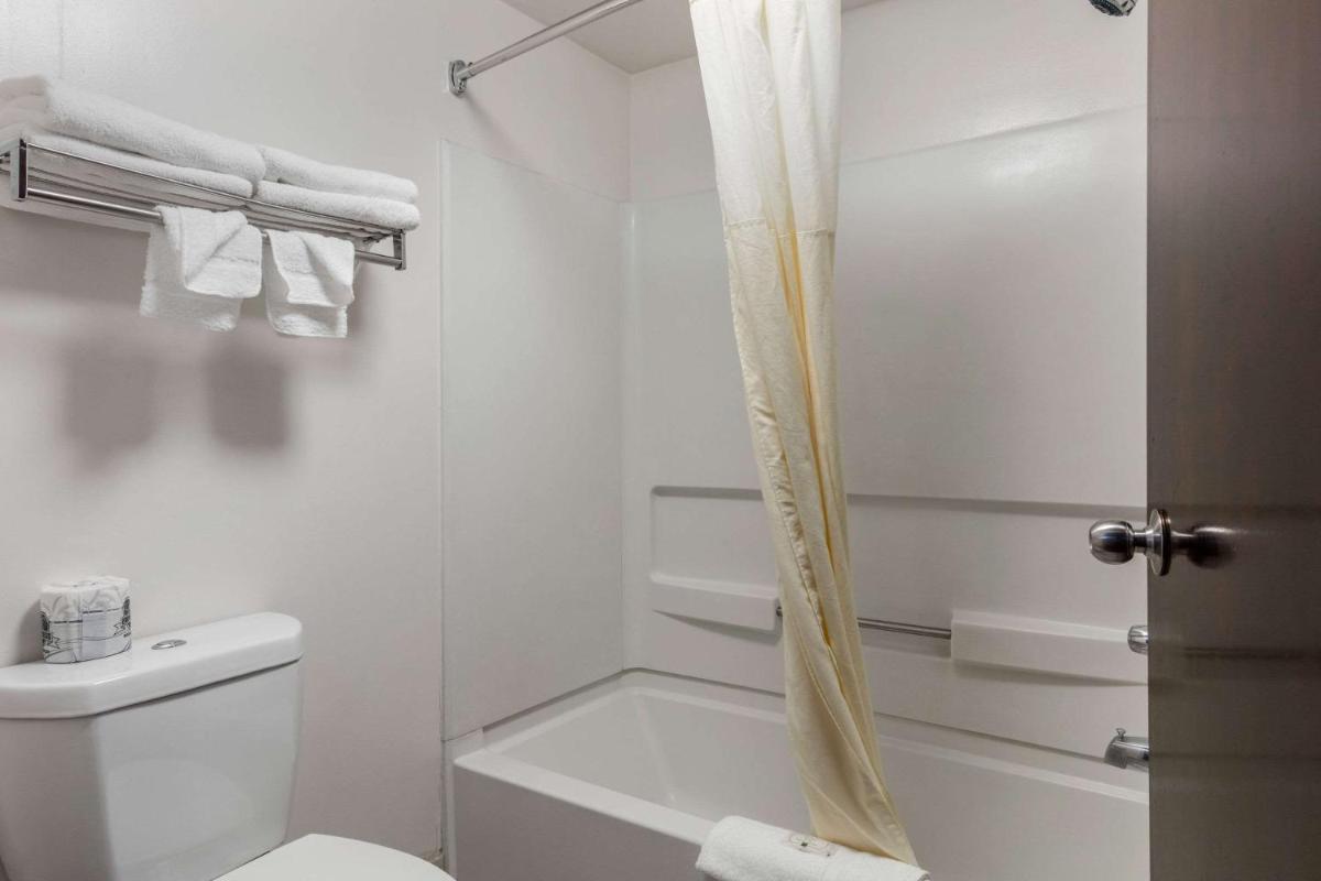 Quality Inn - Housity